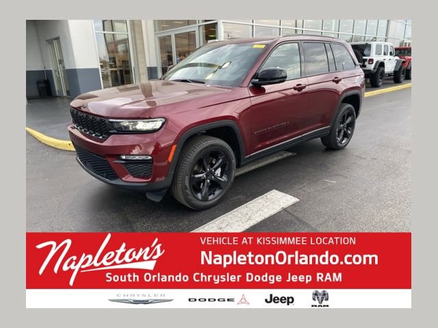 Used 2023 Jeep Grand Cherokee Limited w/ Luxury Tech Group II image 1