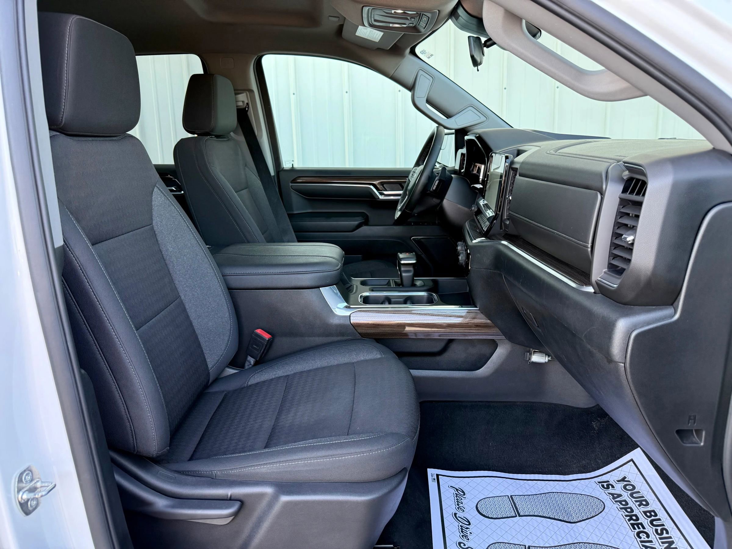 Used 2024 Chevrolet Silverado 1500 RST image 31