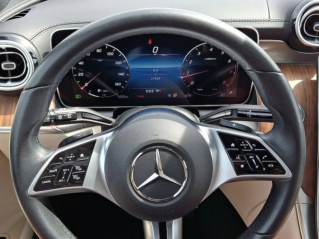 Used 2023 Mercedes-Benz GLC 300 4MATIC image 21