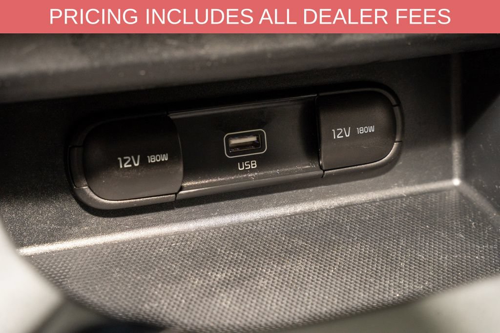 Used 2021 Kia Seltos S AWD/4WD image 13