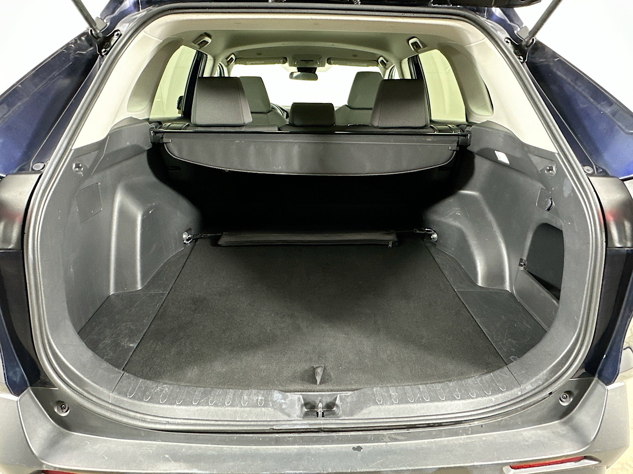 Used 2024 Toyota RAV4 XLE image 28