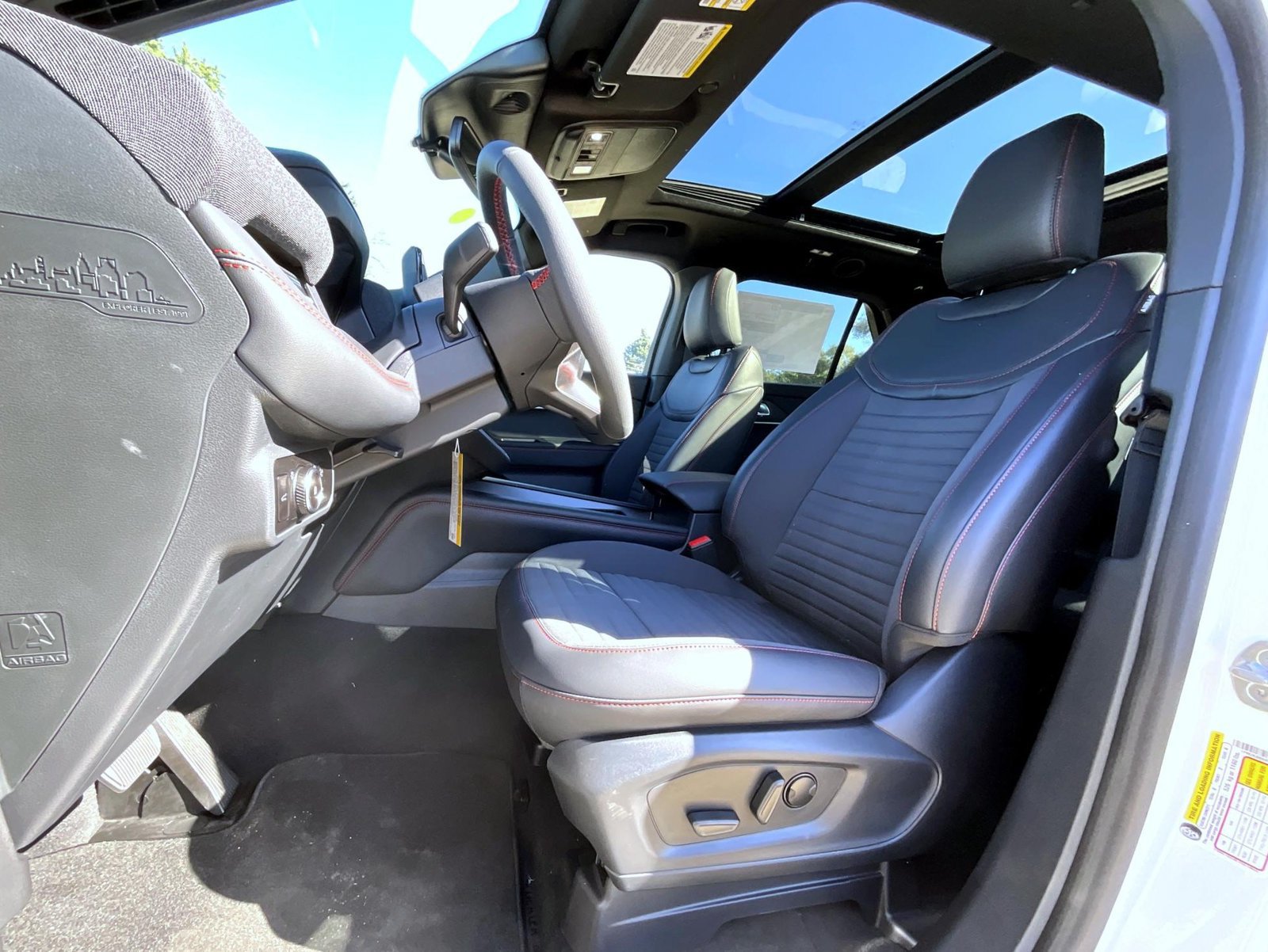 New 2027 Ford Explorer ST-Line w/ Premium Package AWD/4WD image 11
