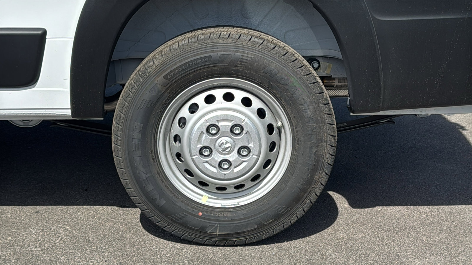 New 2026 RAM ProMaster 2500 w/ Convenience Group image 24