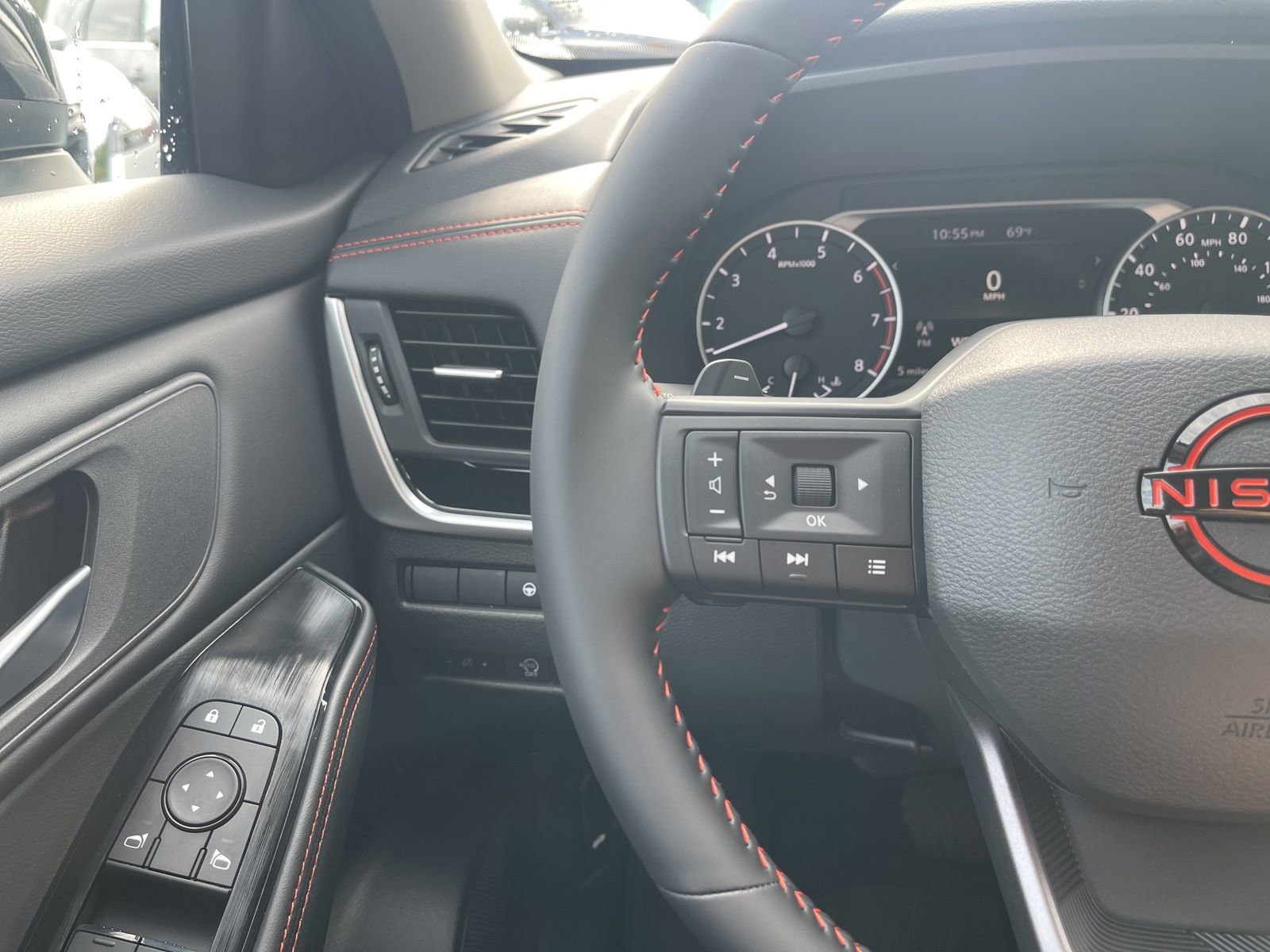 New 2026 Nissan Rogue SV image 36