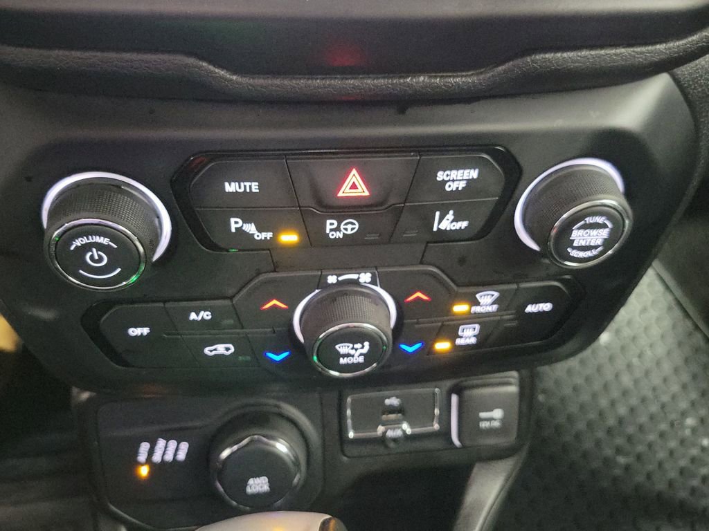 Used 2023 Jeep Renegade Limited w/ Limited Elite Group image 55