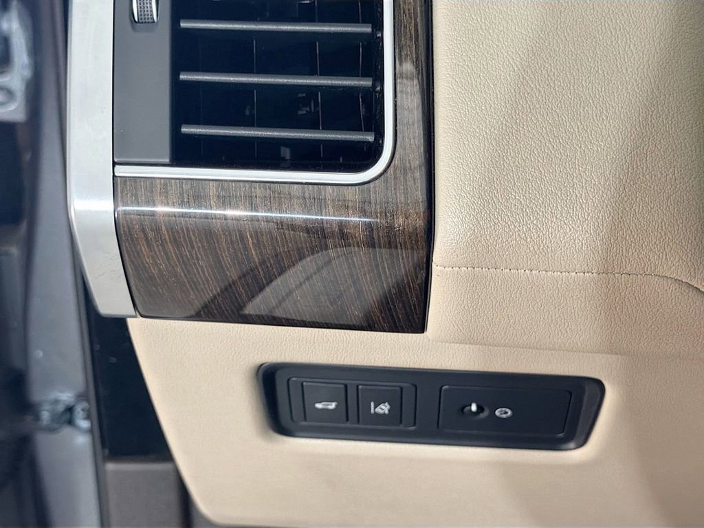 Used 2016 Land Rover Range Rover Sport HSE image 10