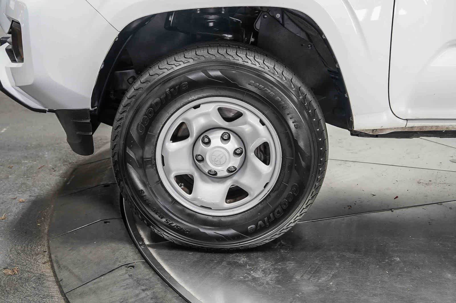 Certified 2019 Toyota Tacoma SR5 RWD image 10