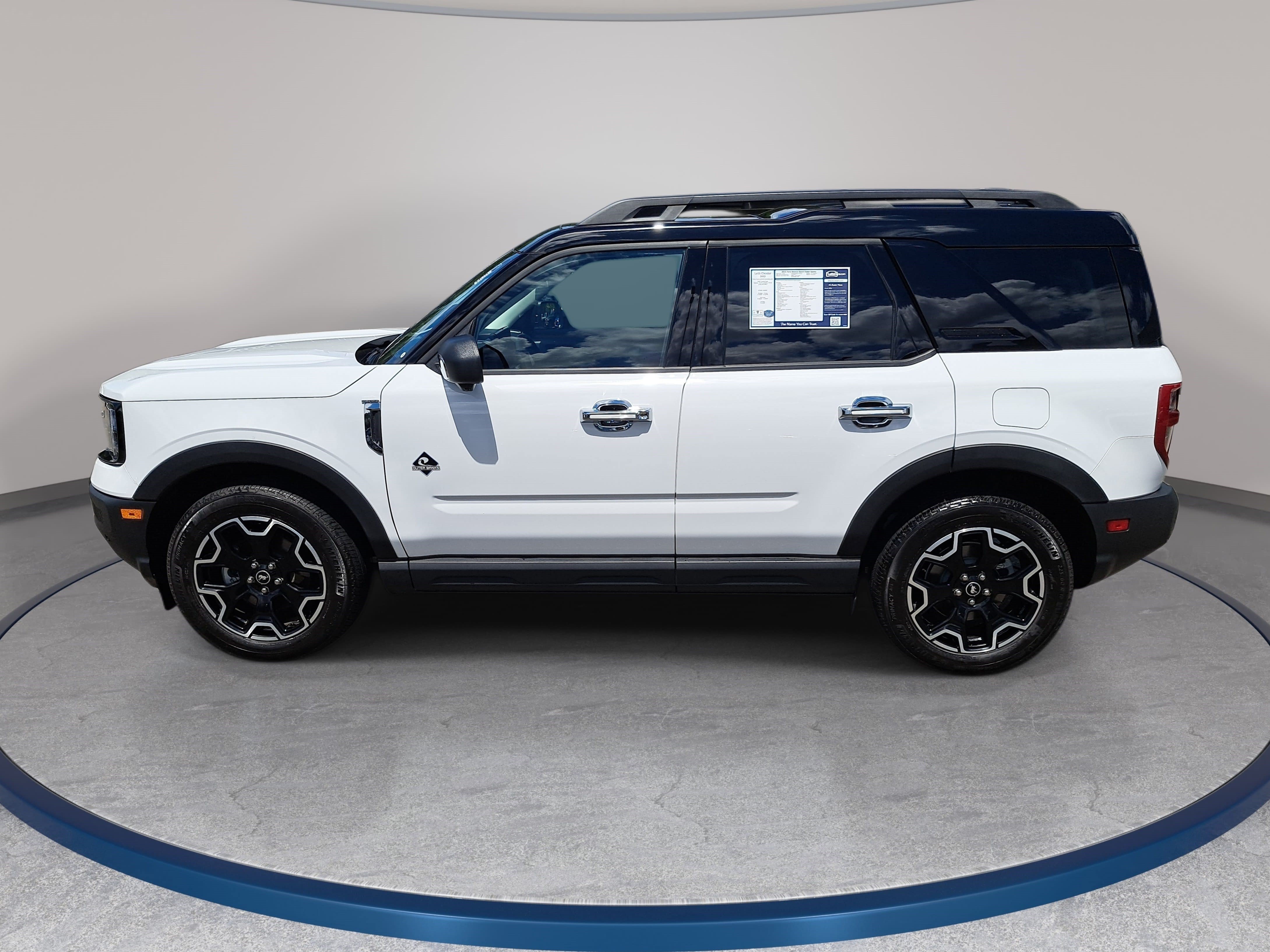 Used 2025 Ford Bronco Sport Outer Banks w/ Outer Banks Tech Package+ AWD/4WD image 8