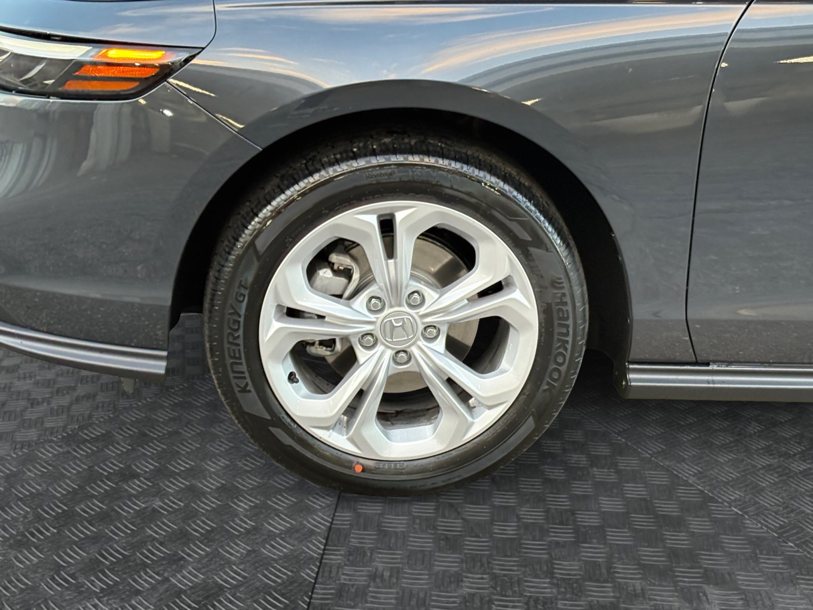 New 2026 Honda Accord LX image 9