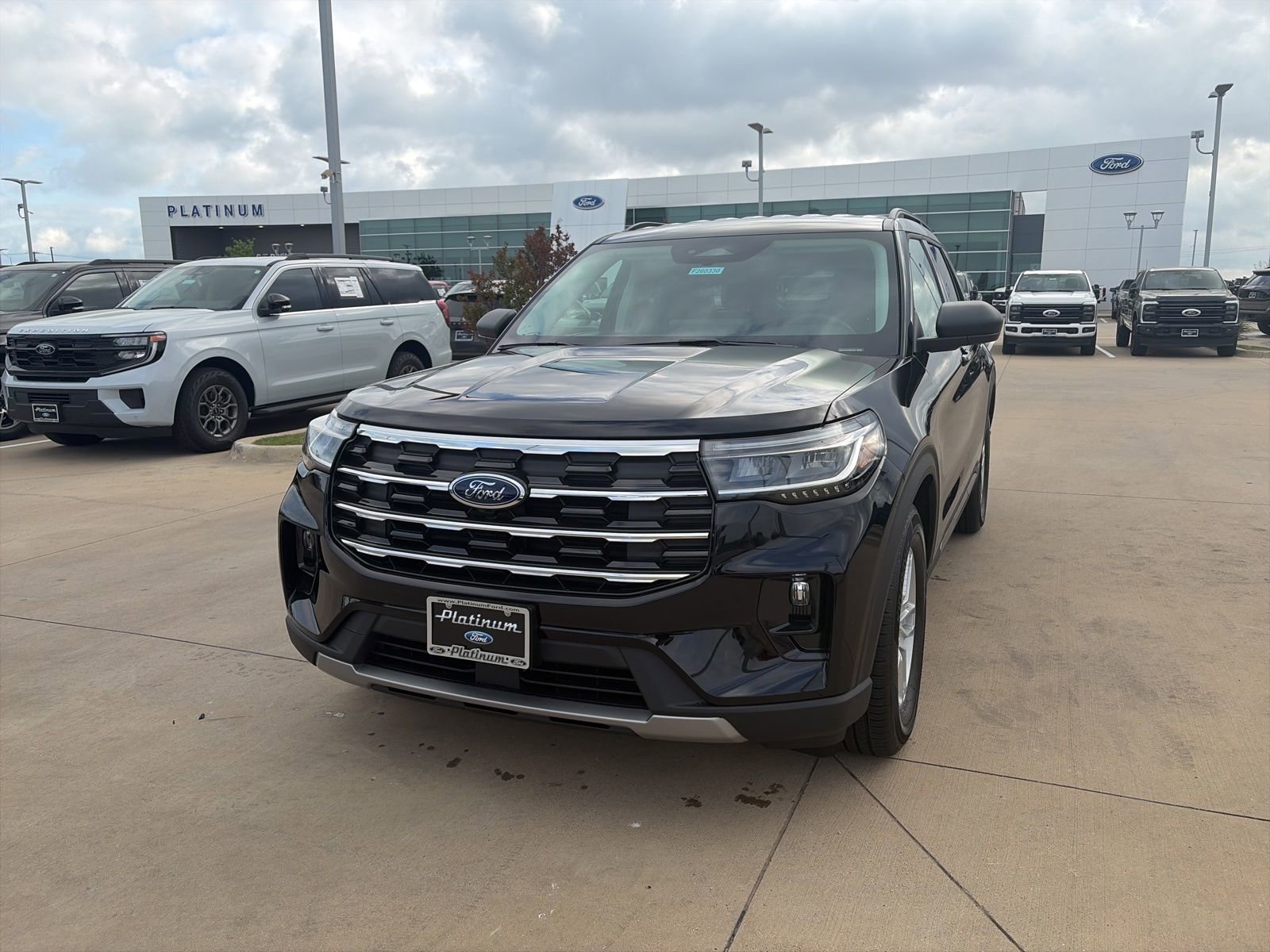 New 2026 Ford Explorer Active image 25