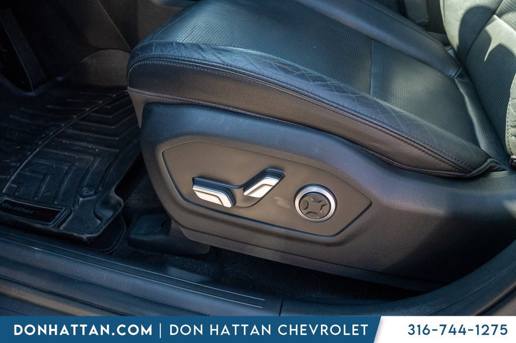Used 2024 Hyundai Santa Fe Limited FWD image 19