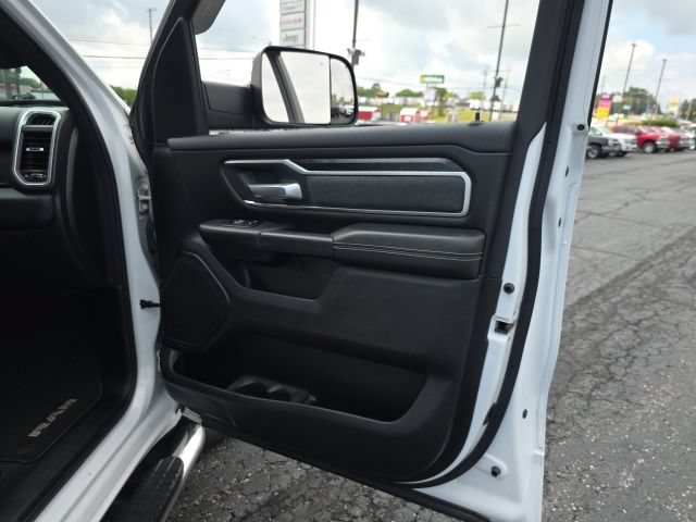 Used 2019 RAM 1500 Big Horn AWD/4WD image 34