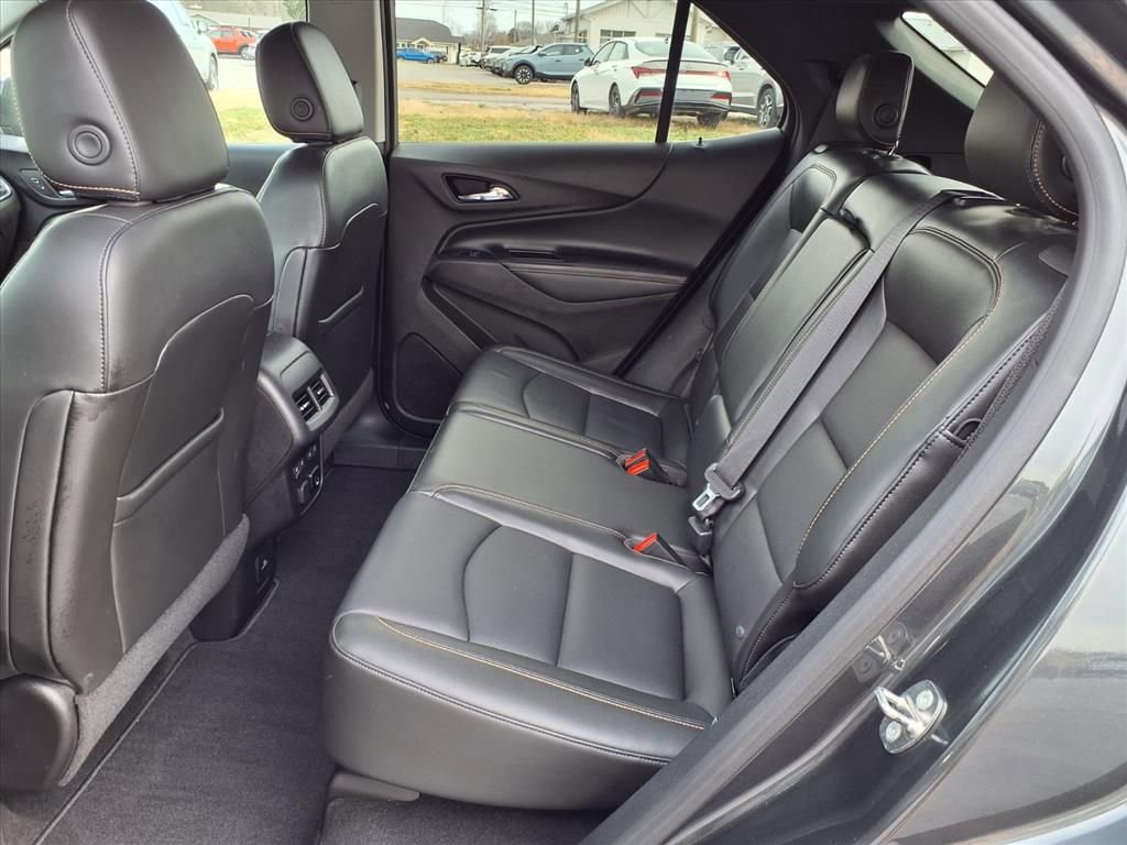 Used 2018 Chevrolet Equinox Premier image 11