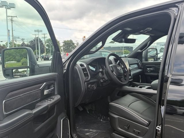 New 2026 RAM 2500 Laramie w/ Towing Technology Group AWD/4WD image 14