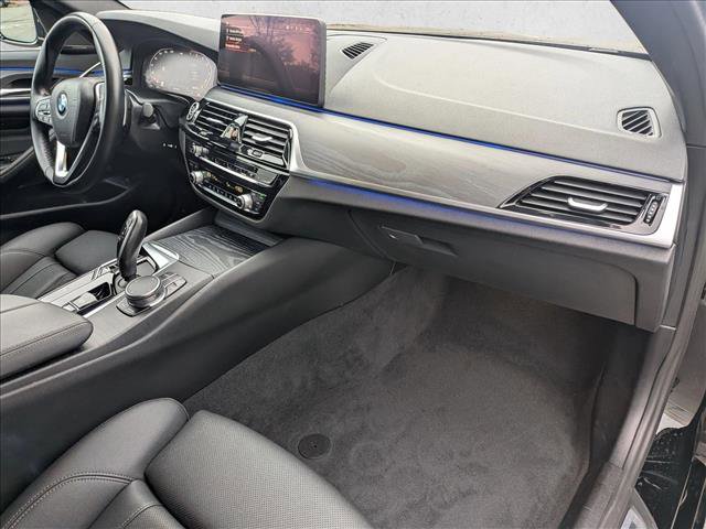 Certified 2023 BMW 530i w/ Premium Package image 21