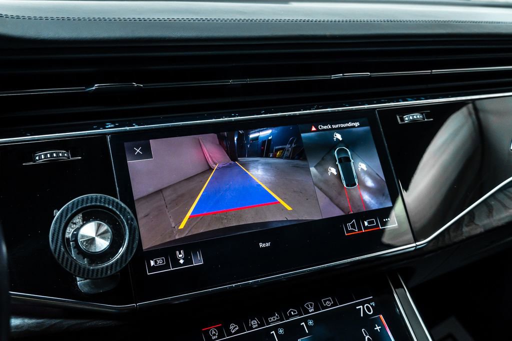 Used 2019 Audi Q8 Prestige AWD/4WD image 17
