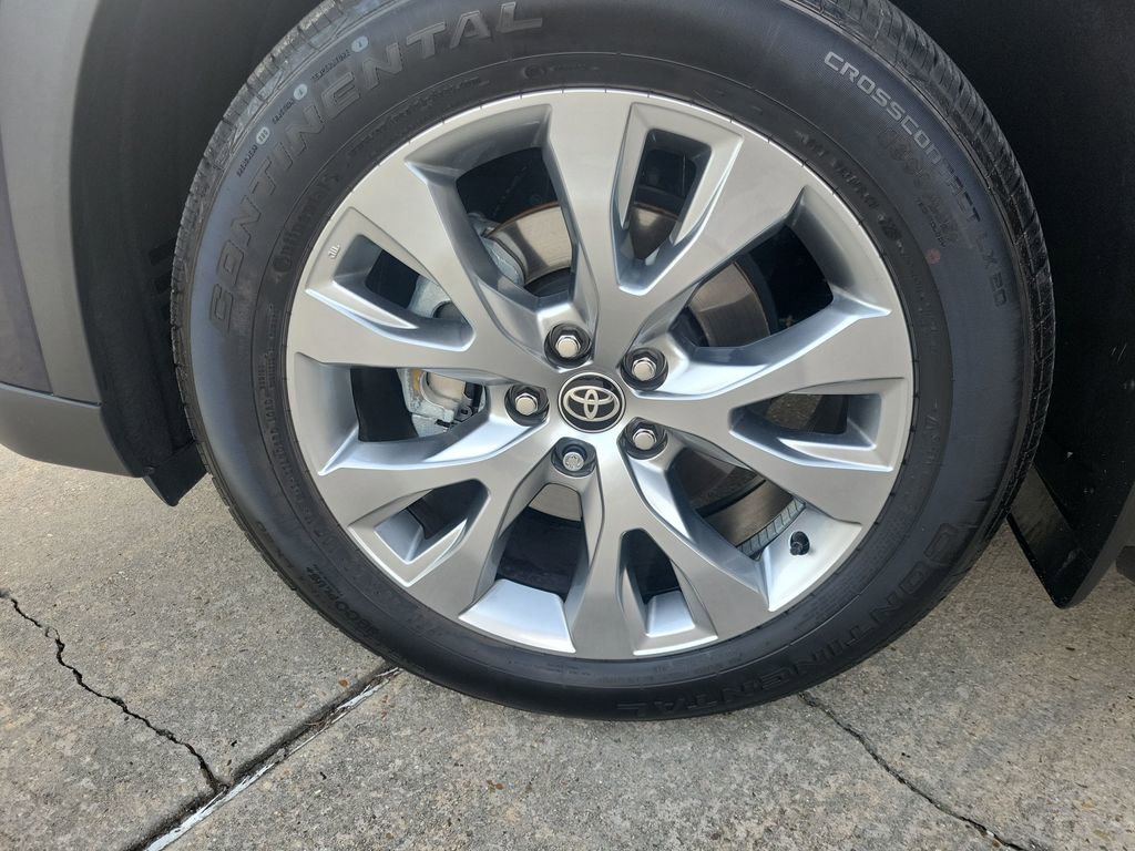 Used 2025 Toyota Grand Highlander Limited image 36