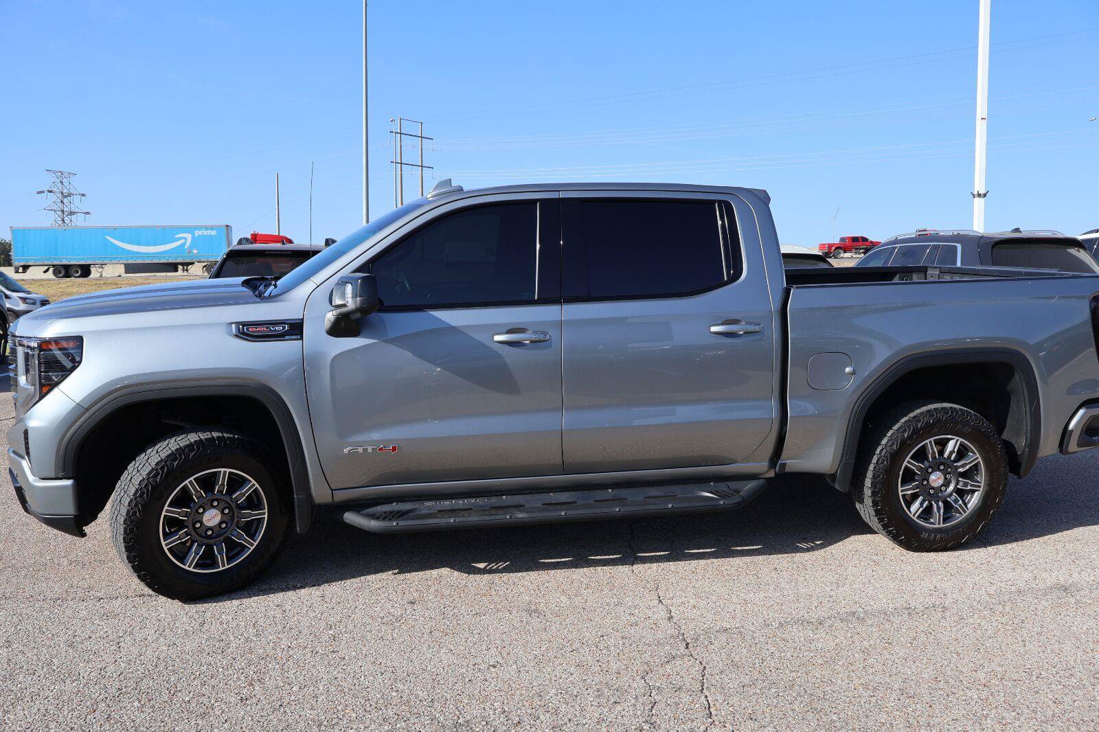 Used 2024 GMC Sierra 1500 AT4 w/ Technology Package AWD/4WD image 6