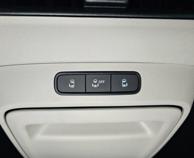 New 2025 Volkswagen ID. Buzz 1st Edition image 13