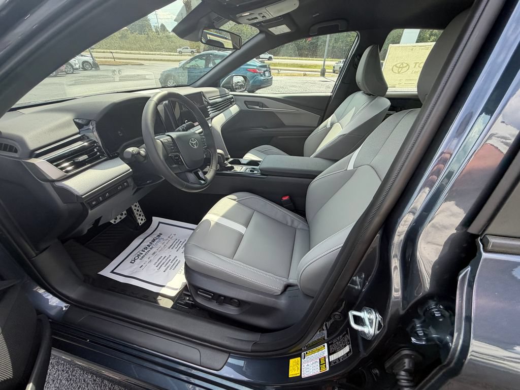 New 2026 Toyota Camry SE FWD image 10