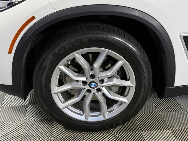 Used 2019 BMW X5 xDrive40i AWD/4WD image 10