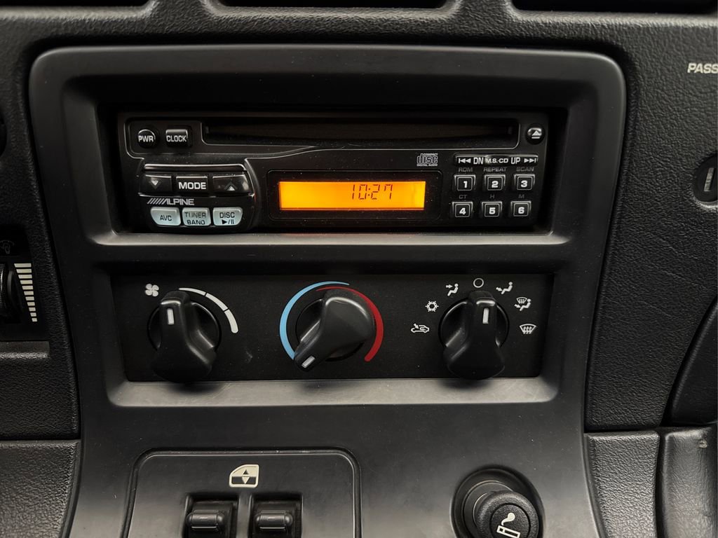 Used 2002 Dodge Viper RT/10 image 31