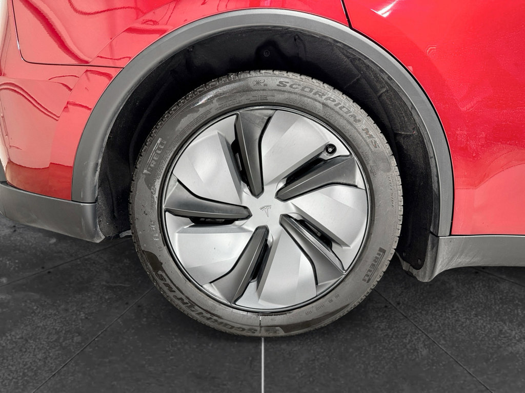Used 2026 Tesla Model Y Long Range AWD/4WD image 35