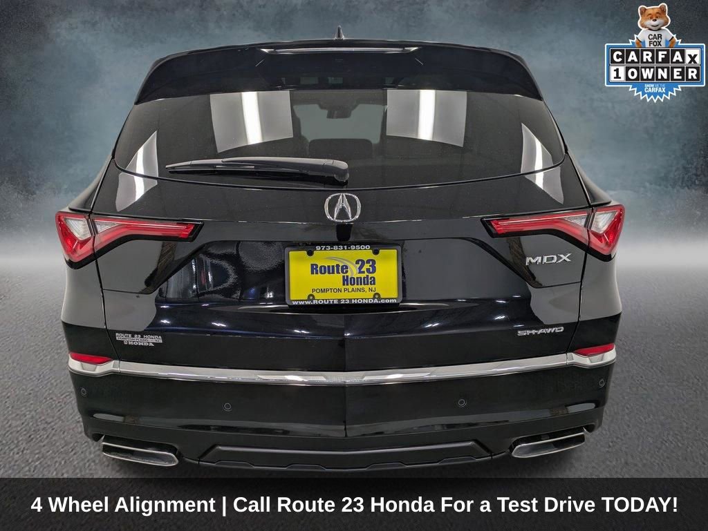 Used 2023 Acura MDX SH-AWD w/ Technology Package image 6