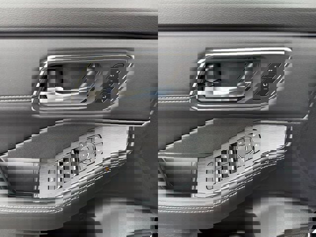 New 2026 Nissan Rogue Platinum w/ Platinum Premium Package image 11