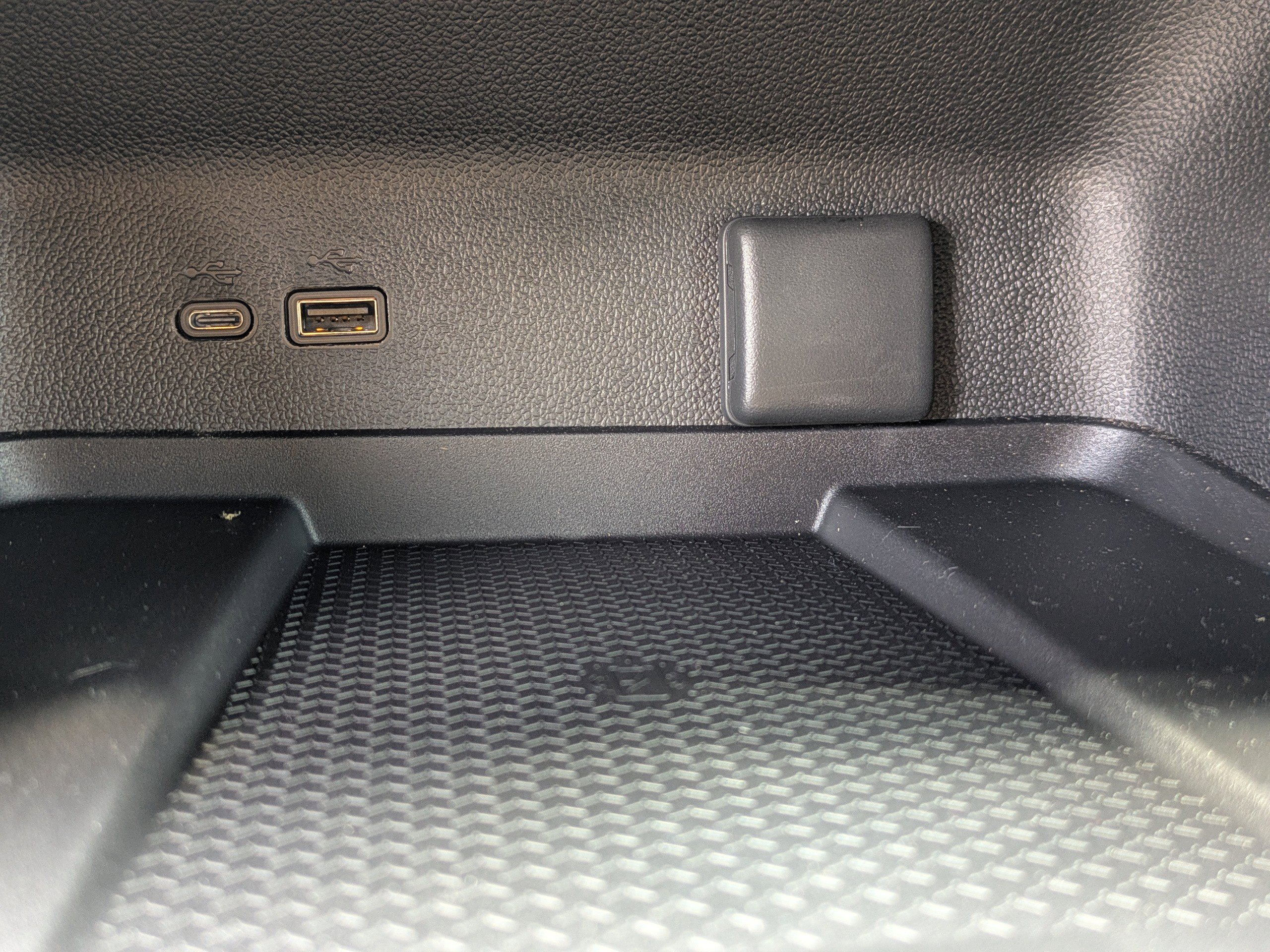 New 2026 Chevrolet Traverse RS image 24