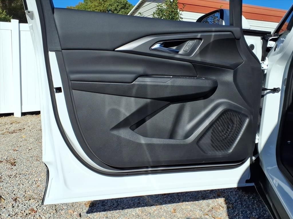 New 2026 Chevrolet Equinox EV LT FWD image 8