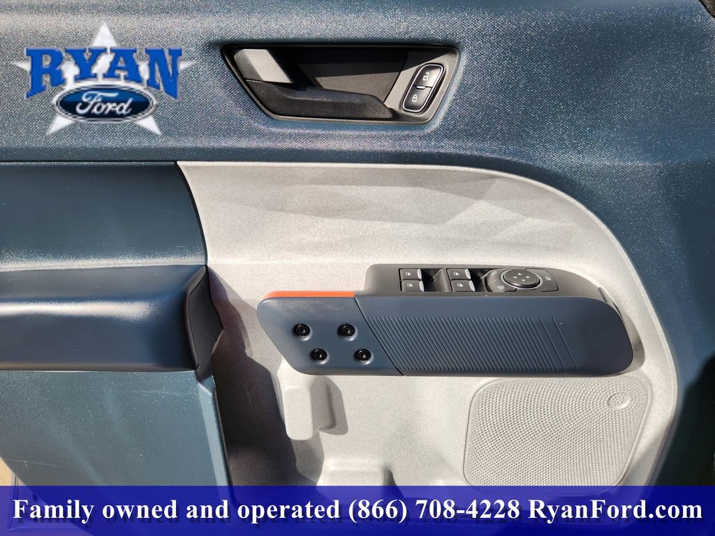 Used 2022 Ford Maverick XLT FWD image 16