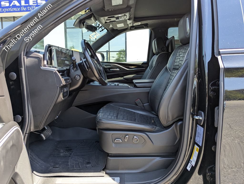 Used 2023 Cadillac Escalade V AWD/4WD image 22