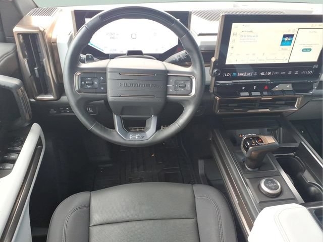 Used 2025 GMC Hummer EV 2X w/ LPO, Sport Package AWD/4WD image 4