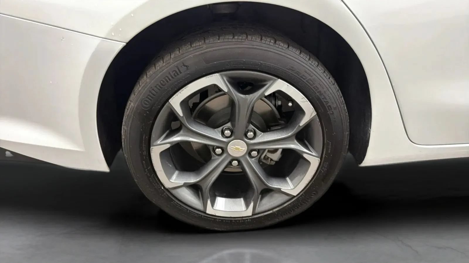 Used 2022 Chevrolet Malibu LT FWD image 27