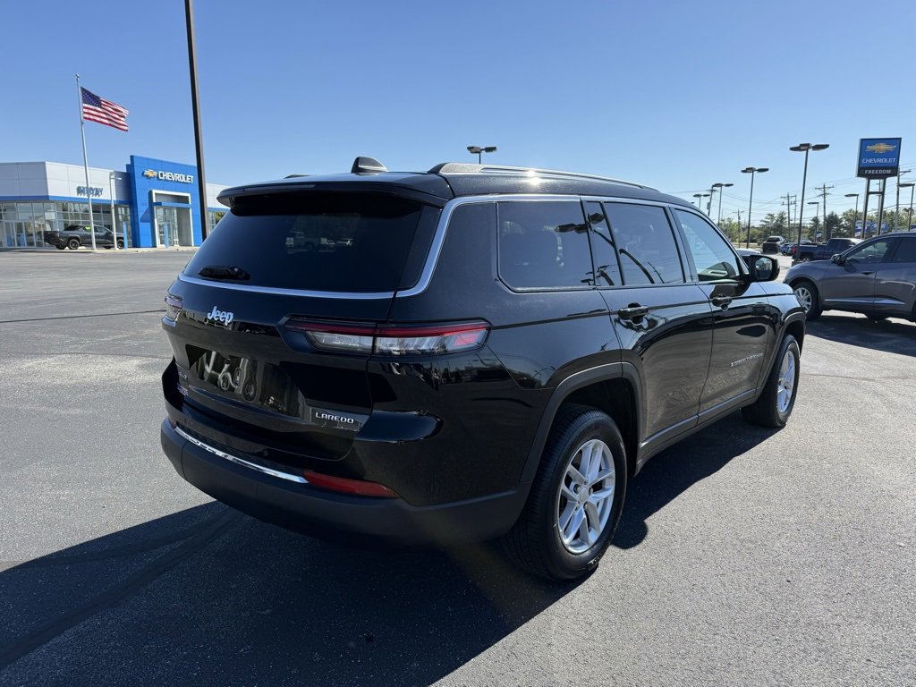Used 2023 Jeep Grand Cherokee L Laredo image 5