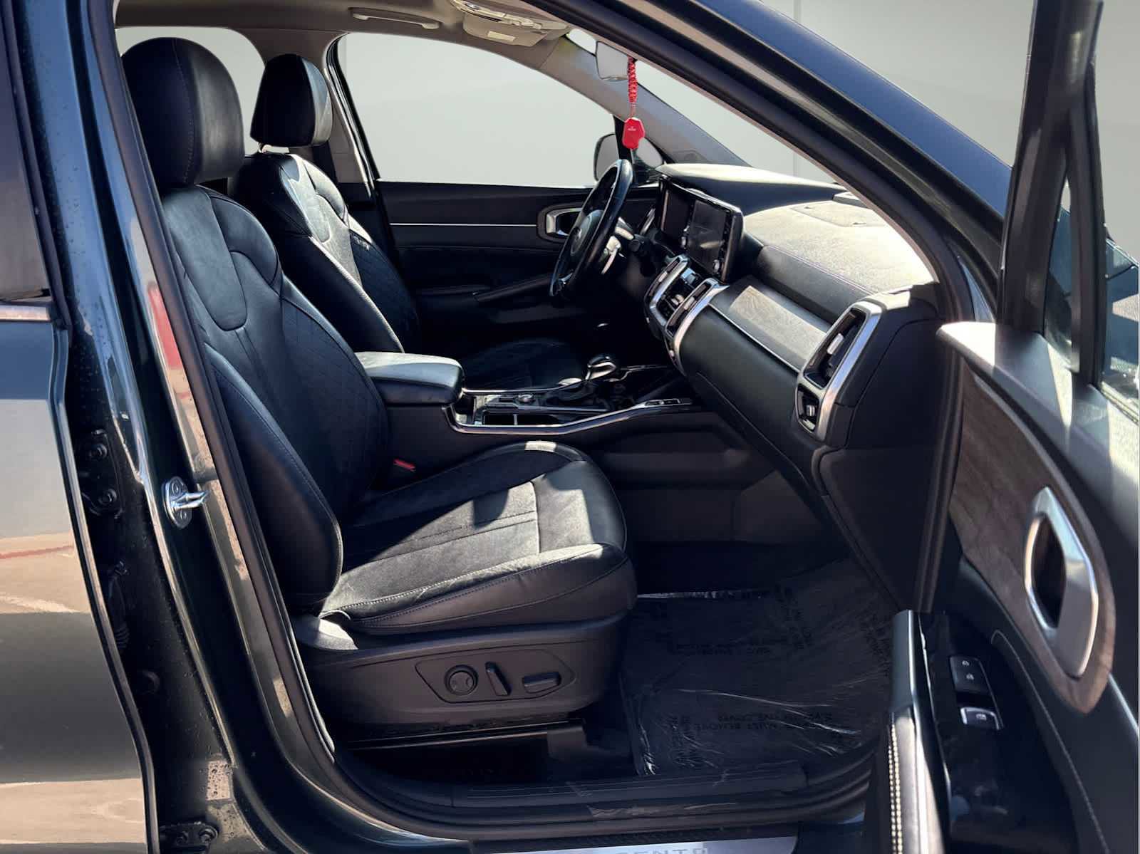 Used 2021 Kia Sorento SX Prestige image 17