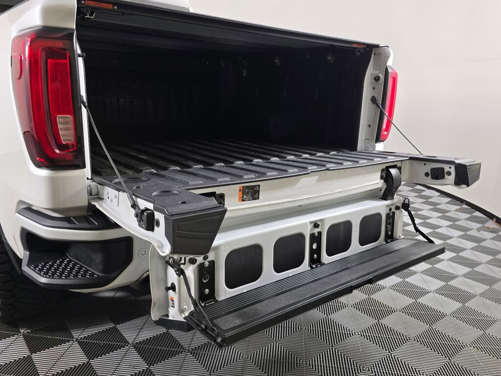 Used 2020 GMC Sierra 1500 Denali w/ Denali Ultimate Package image 16