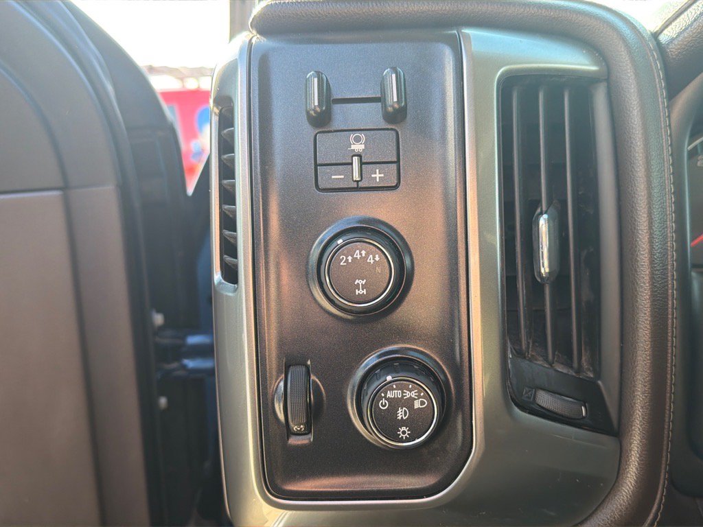 Used 2017 Chevrolet Silverado 2500 LTZ w/ Duramax Plus Package AWD/4WD image 11
