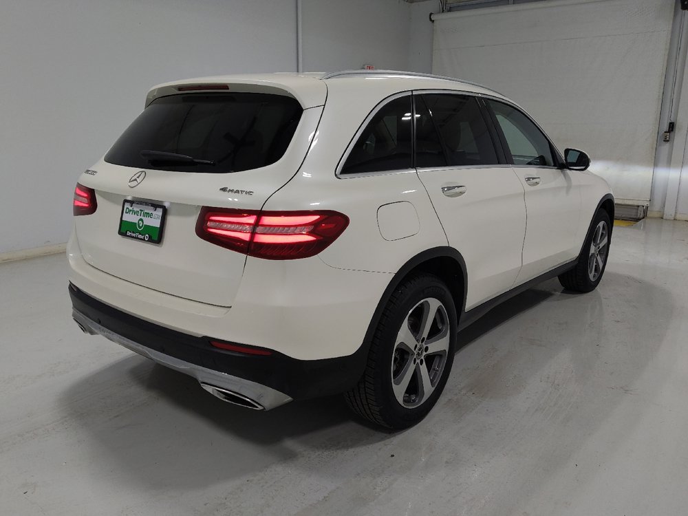 Used 2019 Mercedes-Benz GLC 300 4MATIC w/ Driver Assistance Package image 9