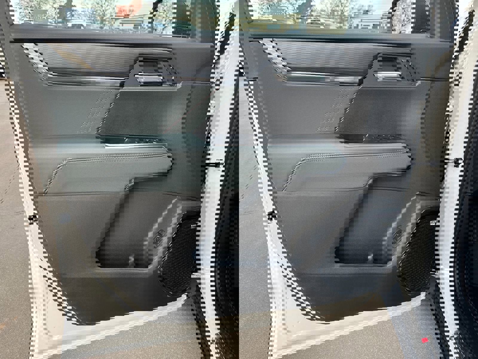 New 2026 GMC Acadia AT4 image 12