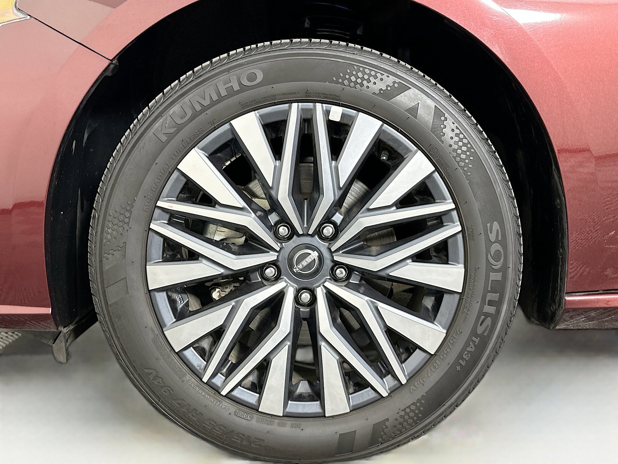 Used 2025 Nissan Altima 2.5 SV image 11