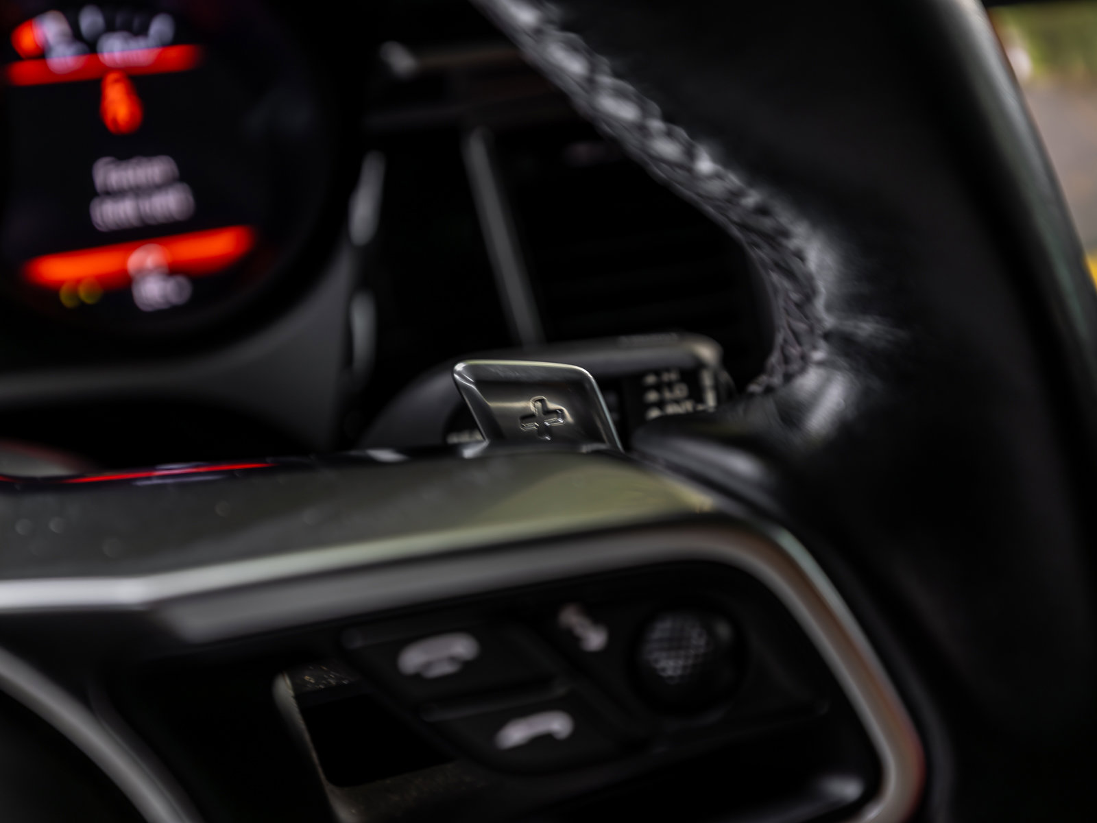 Used 2017 Porsche Macan GTS AWD/4WD image 8