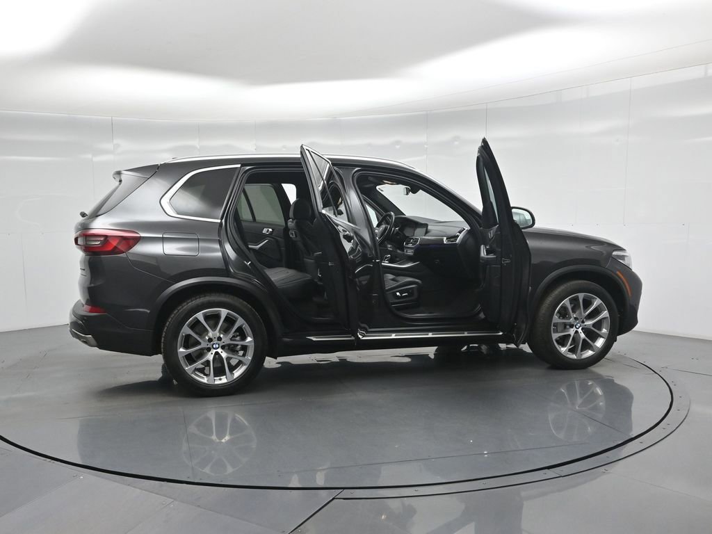 Used 2023 BMW X5 xDrive40i image 5