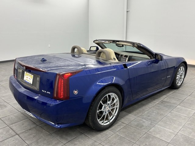 Used 2004 Cadillac XLR image 8