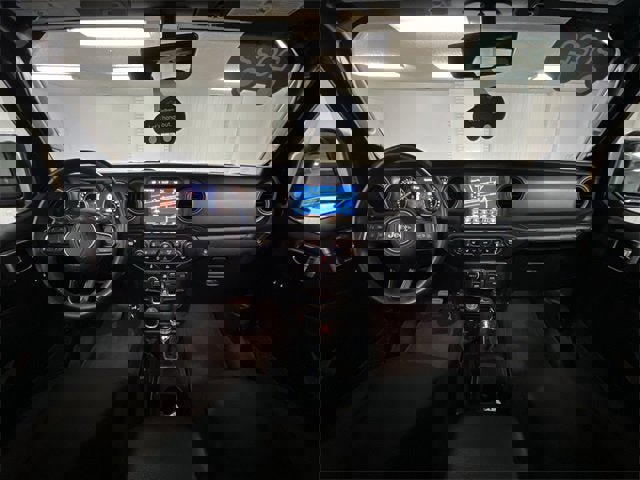 Used 2022 Jeep Gladiator Sport image 20