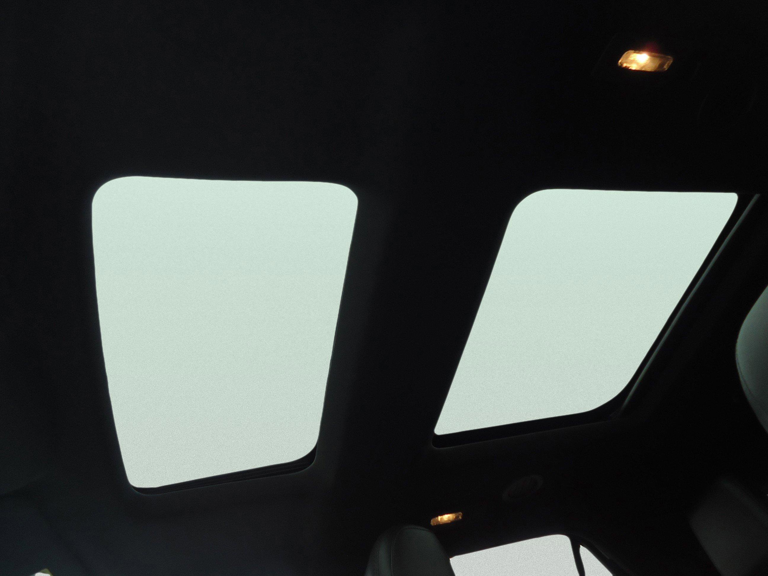 Used 2014 Ford Explorer XLT w/ Equipment Group 202A image 23