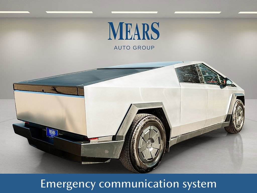 Used 2024 Tesla Cybertruck AWD Crew Cab image 6