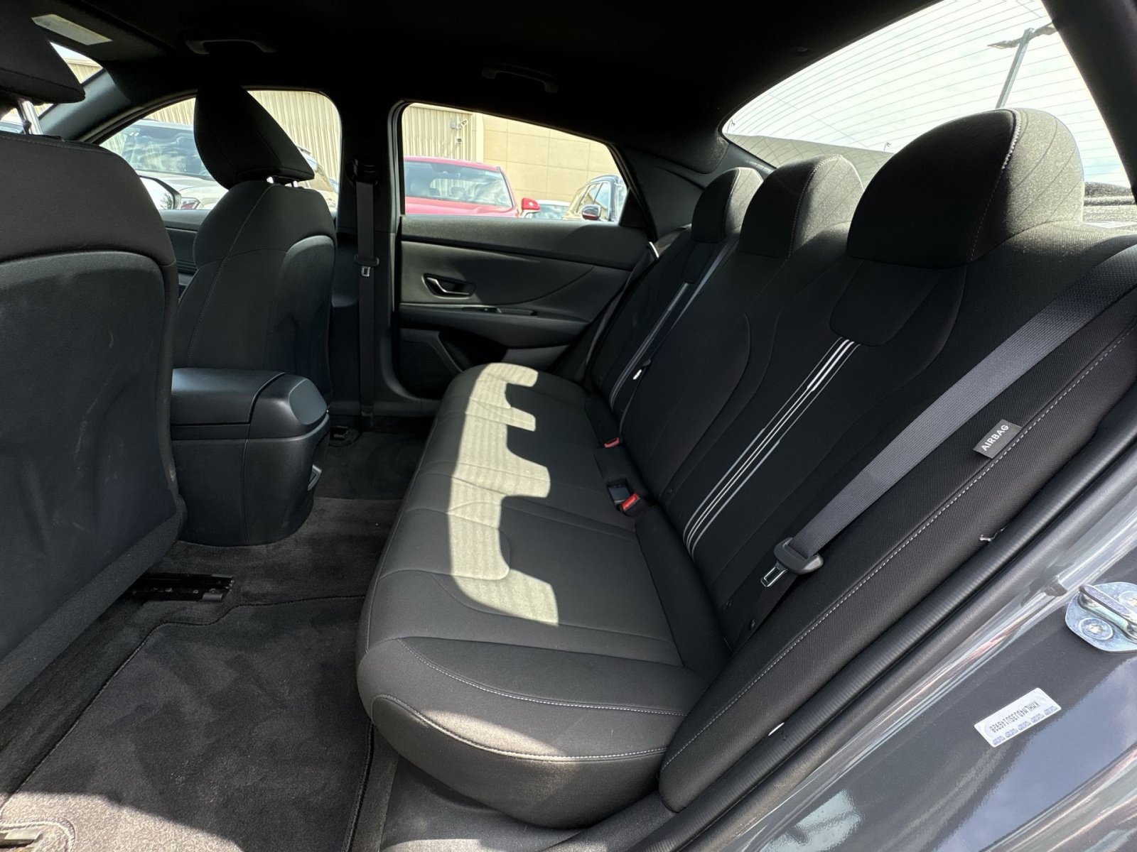 Used 2025 Hyundai Elantra SEL FWD image 24