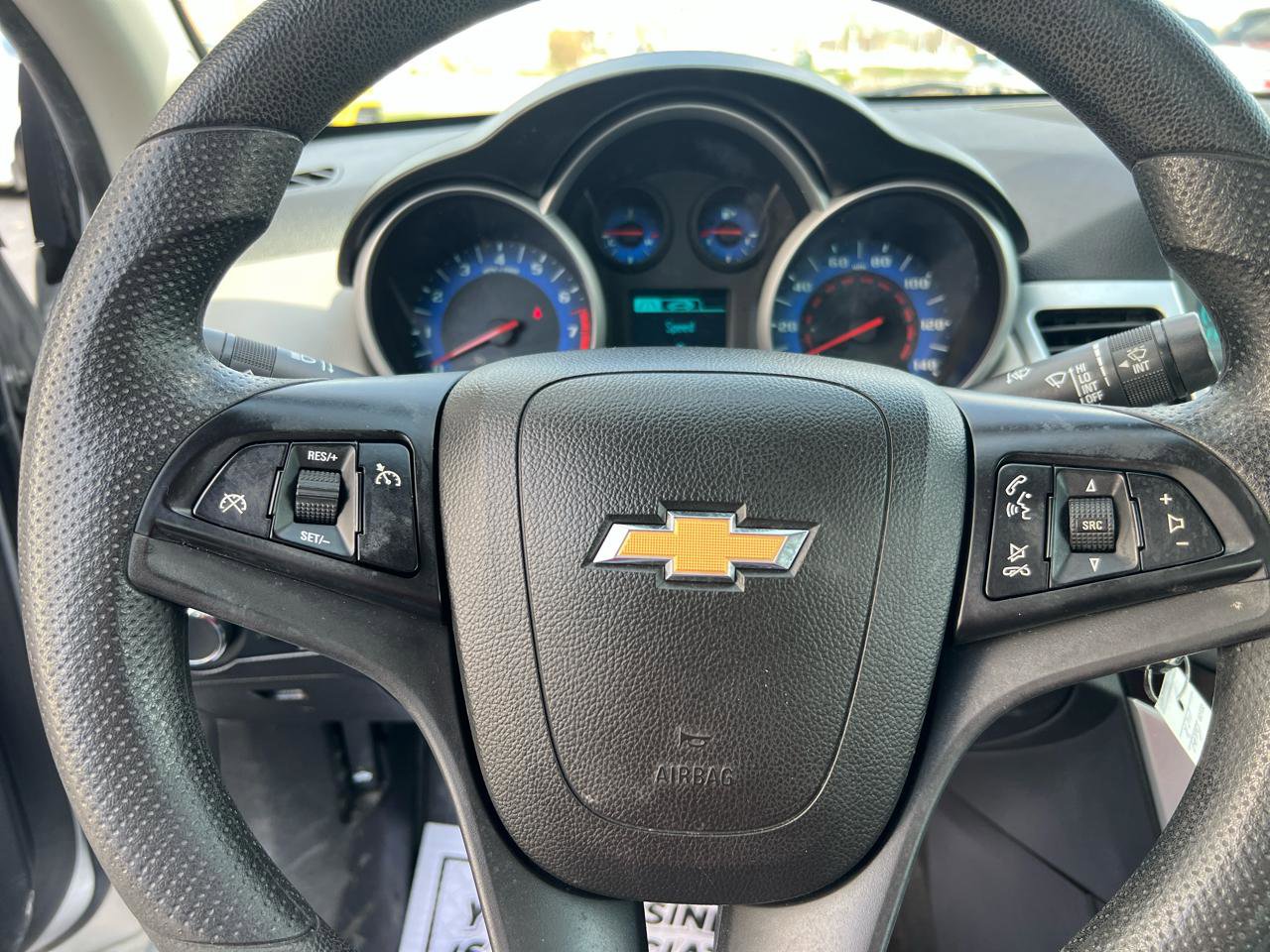 Used 2015 Chevrolet Cruze LS image 15